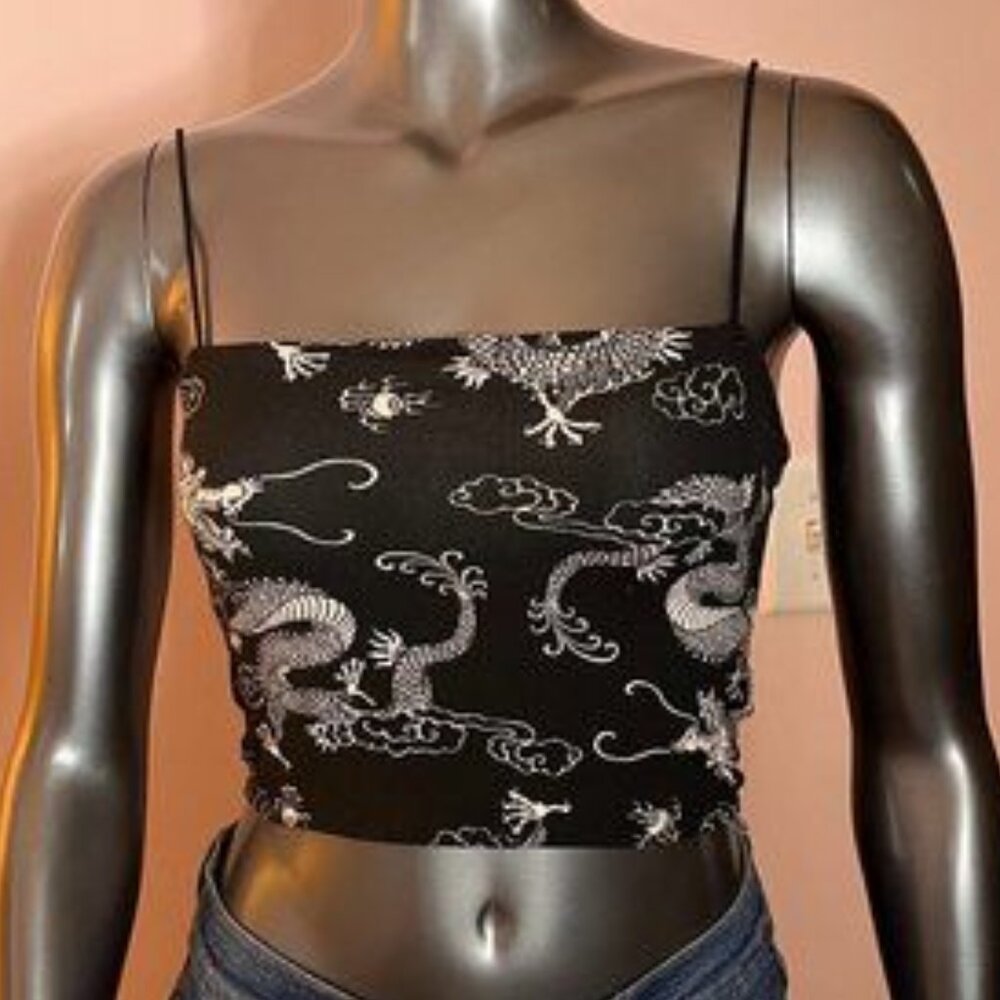 Bear Dance Dragon Print Cropped Spaghetti Strap Tank Top - Black & White